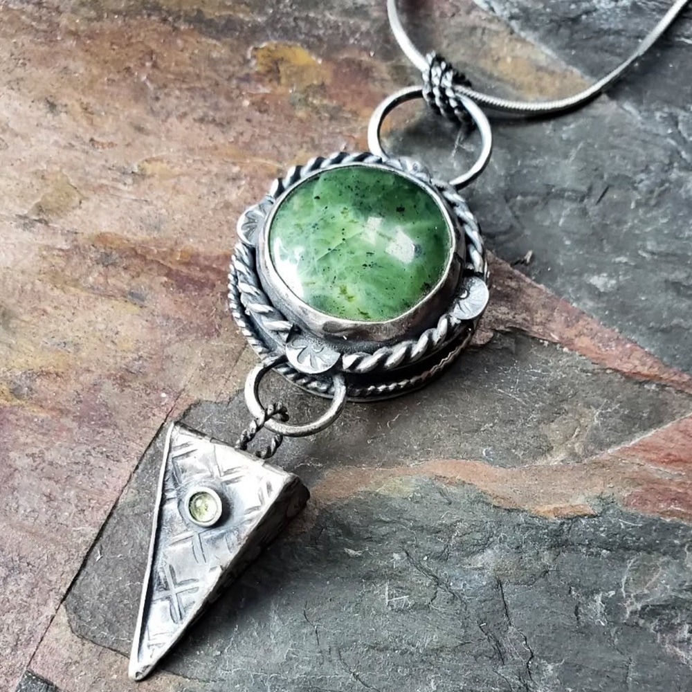 Artisan Sterling Silver and Green Stone Necklace - Picture 1 of 6